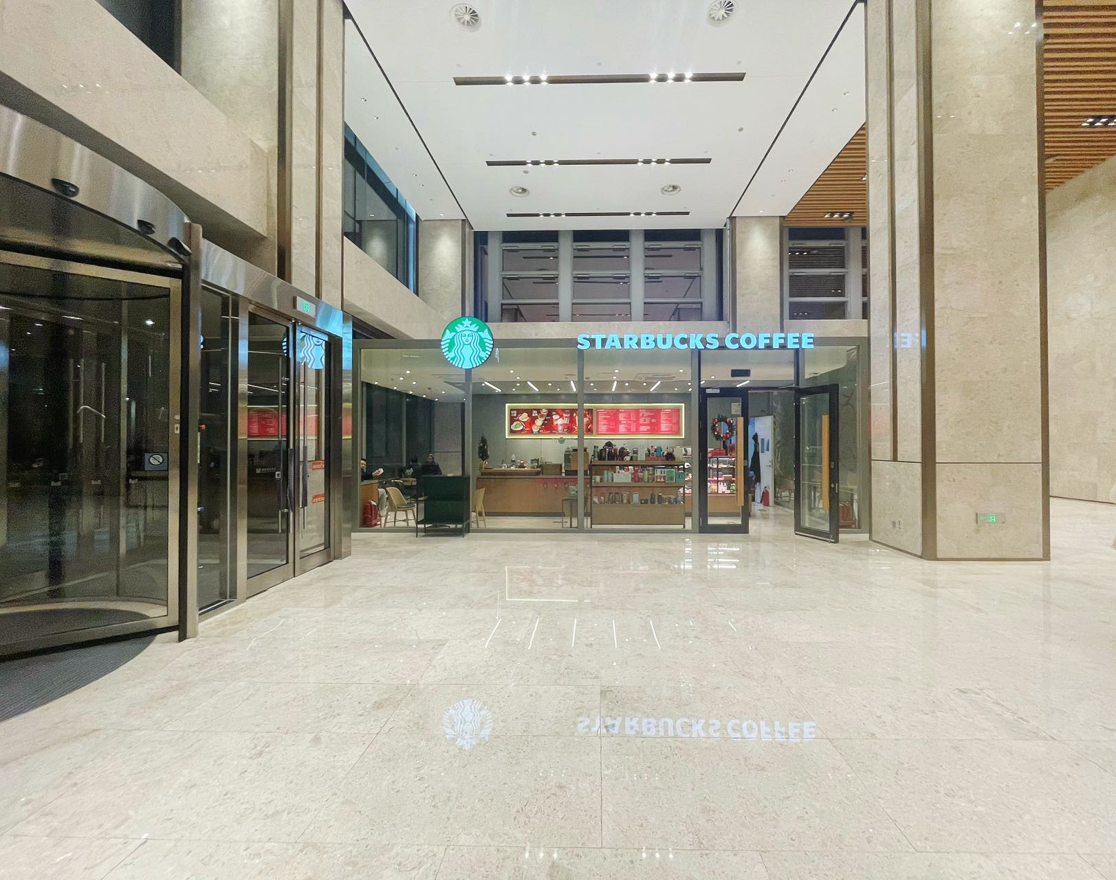 融新科技中心D栋 10000平米办公室